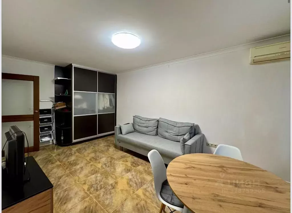 2-к кв. Краснодарский край, Сочи Центральный мкр, ул. Островского, 37 ... - Фото 1