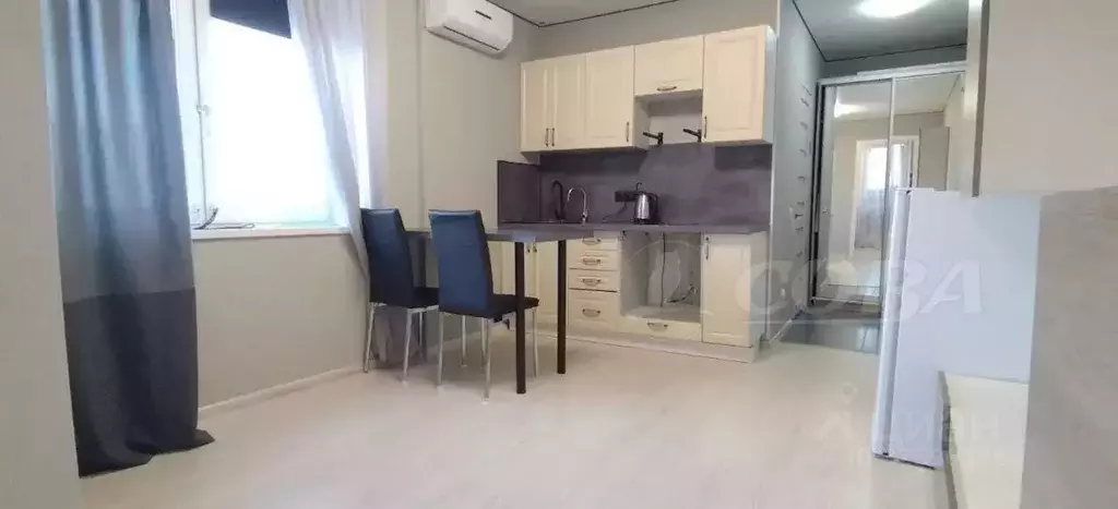 Студия Тюменская область, Тюмень ул. Тимофея Чаркова, 28 (27.0 м) - Фото 1