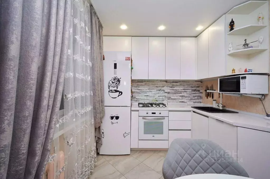 Квартира, 4 комнаты, 74 м - Фото 0