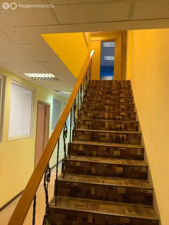 Помещение свободного назначения (240 м) - Фото 1