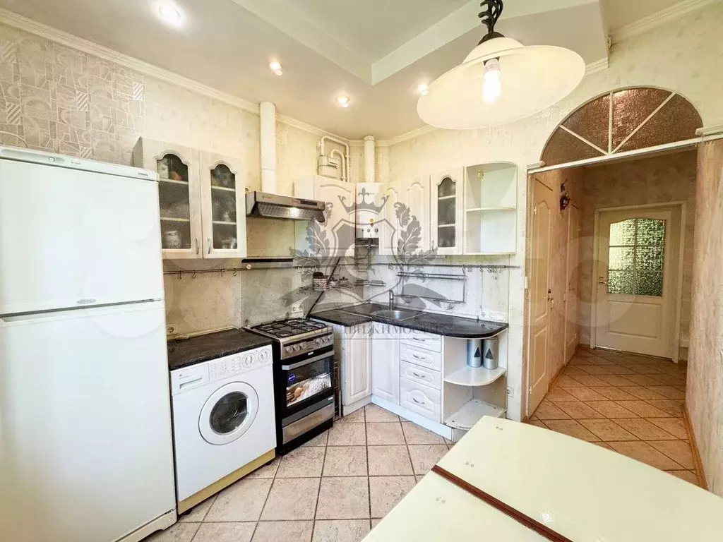 2-к. квартира, 57 м, 2/5 эт. - Фото 1