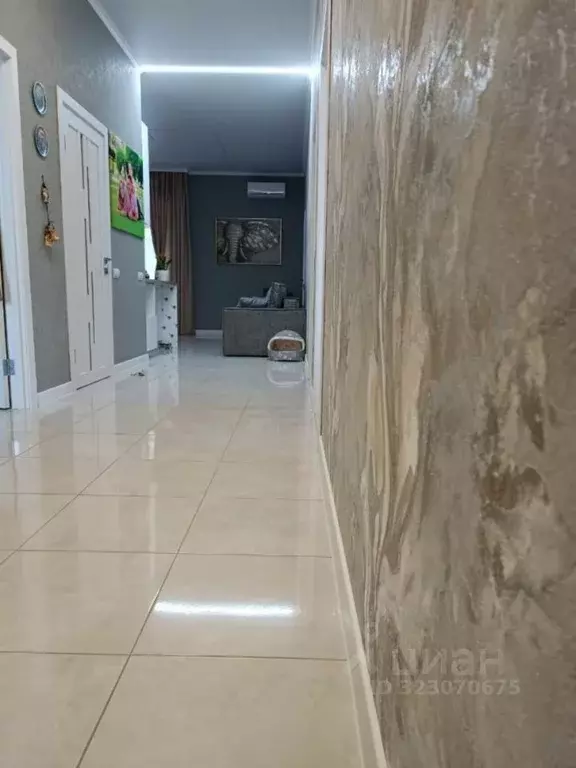 Дом в Краснодарский край, Краснодар Народная ул., 142 (95 м) - Фото 2