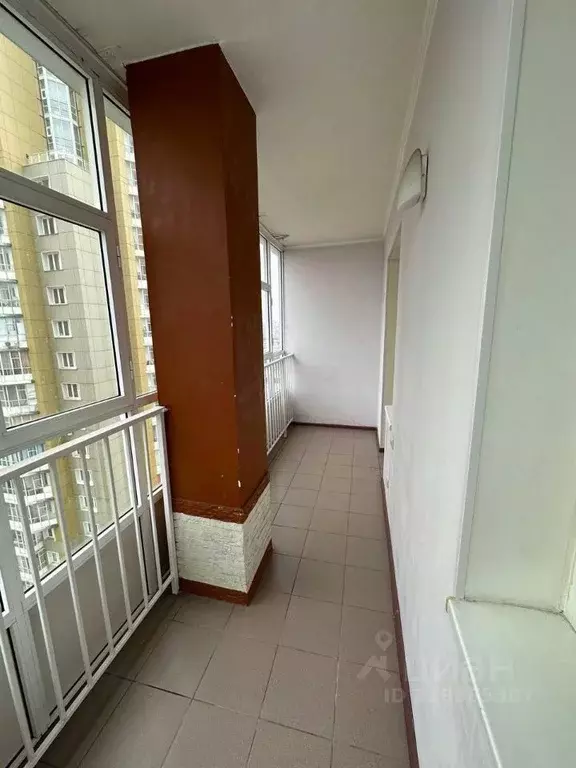 1-к кв. Красноярский край, Красноярск ул. Шахтеров, 42 (45.3 м) - Фото 0