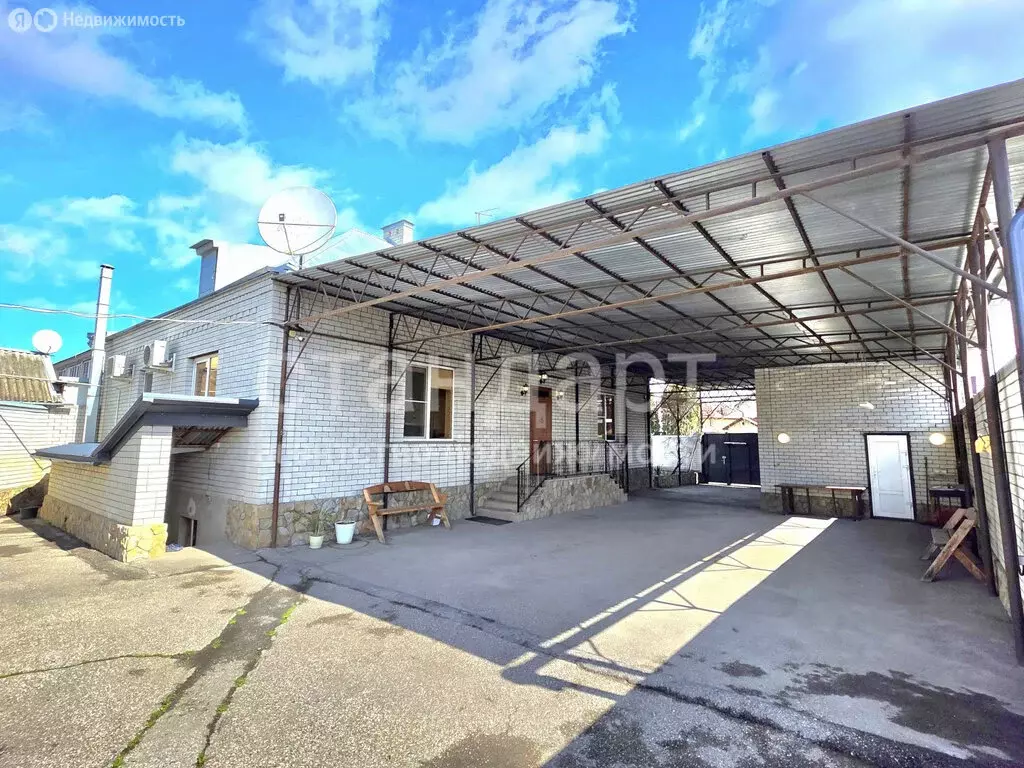 Дом в Ессентуки, Отрадная улица (238.5 м) - Фото 1