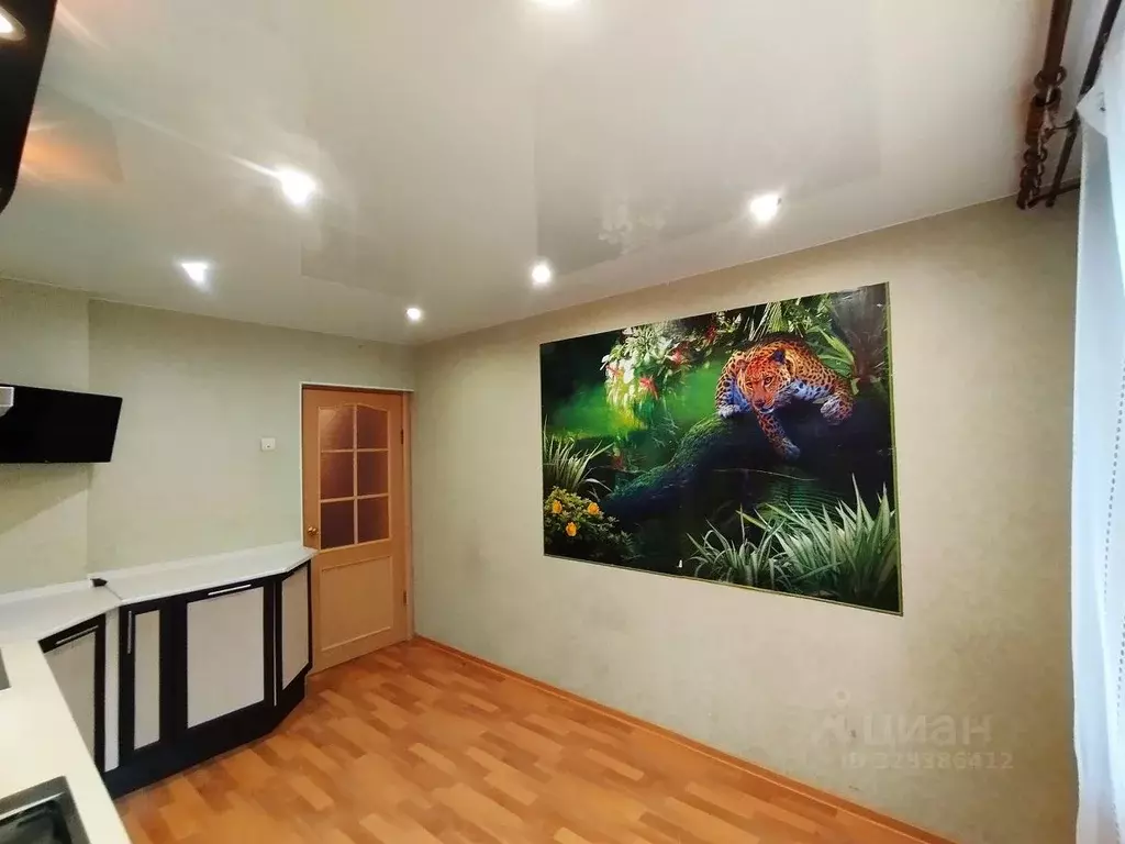 3-к кв. Хабаровский край, Хабаровск Барабинская ул., 1 (67.9 м) - Фото 2