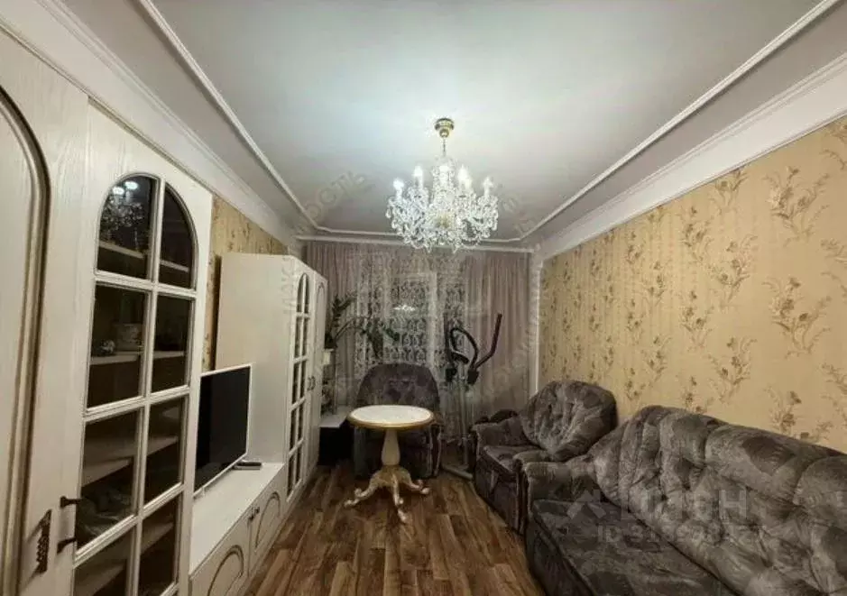 3-к кв. Курская область, Курск Звездная ул., 21 (80.0 м) - Фото 0