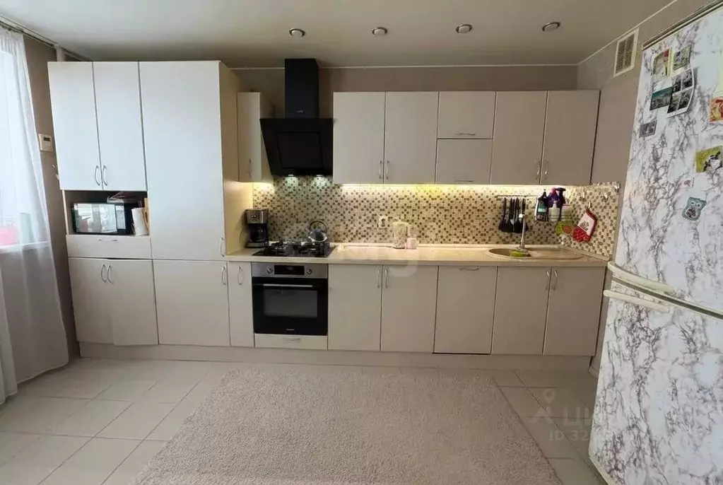 3-к кв. Саратовская область, Энгельс Студенческая ул., 183б (81.4 м) - Фото 2