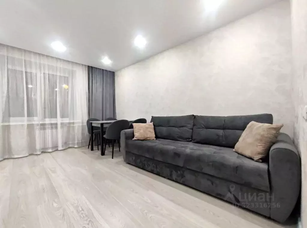 3-к кв. Красноярский край, Красноярск ул. Красной Армии, 20А (70.0 м) - Фото 1