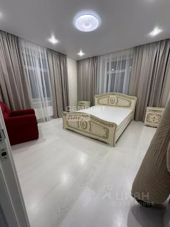 3-к кв. Татарстан, Казань ул. Тунакова, 41 (100.0 м) - Фото 1