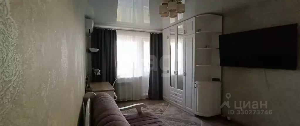 1-к кв. Курганская область, Курган Заозерный жилрайон, 3-й мкр, 2 ... - Фото 1