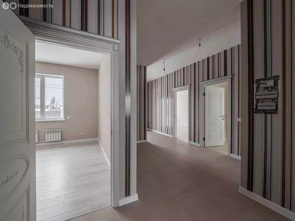 Дом в Белоозёрский, микрорайон Золотая Слобода, 18 (165 м) - Фото 1