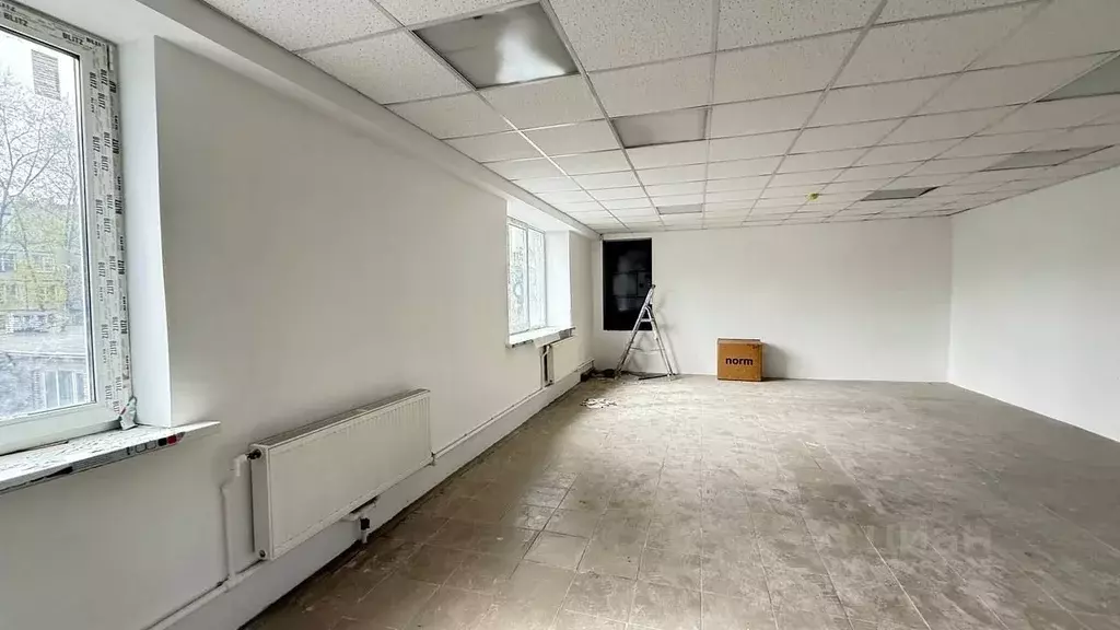 Торговая площадь в Санкт-Петербург Софийская ул., 39К1 (155 м) - Фото 1