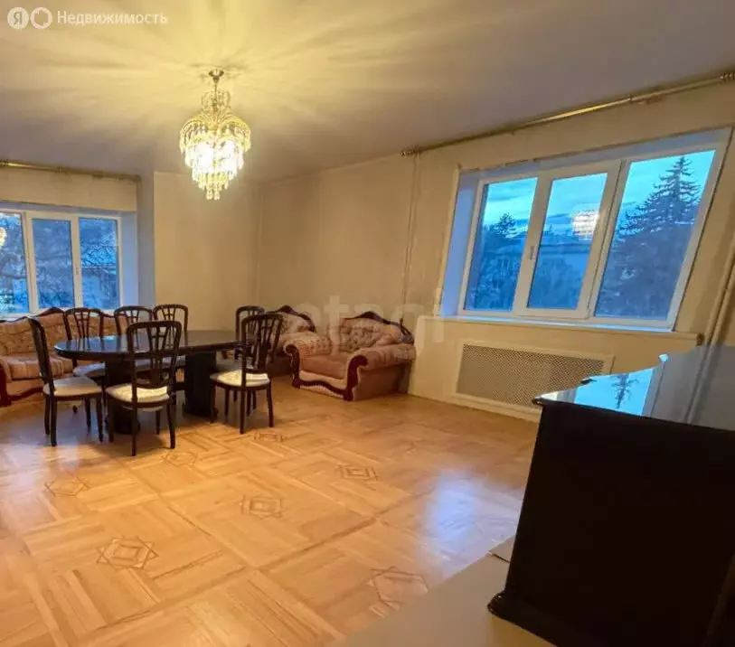 4-комнатная квартира: Кисловодск, улица Жуковского, 36 (183.5 м) - Фото 1