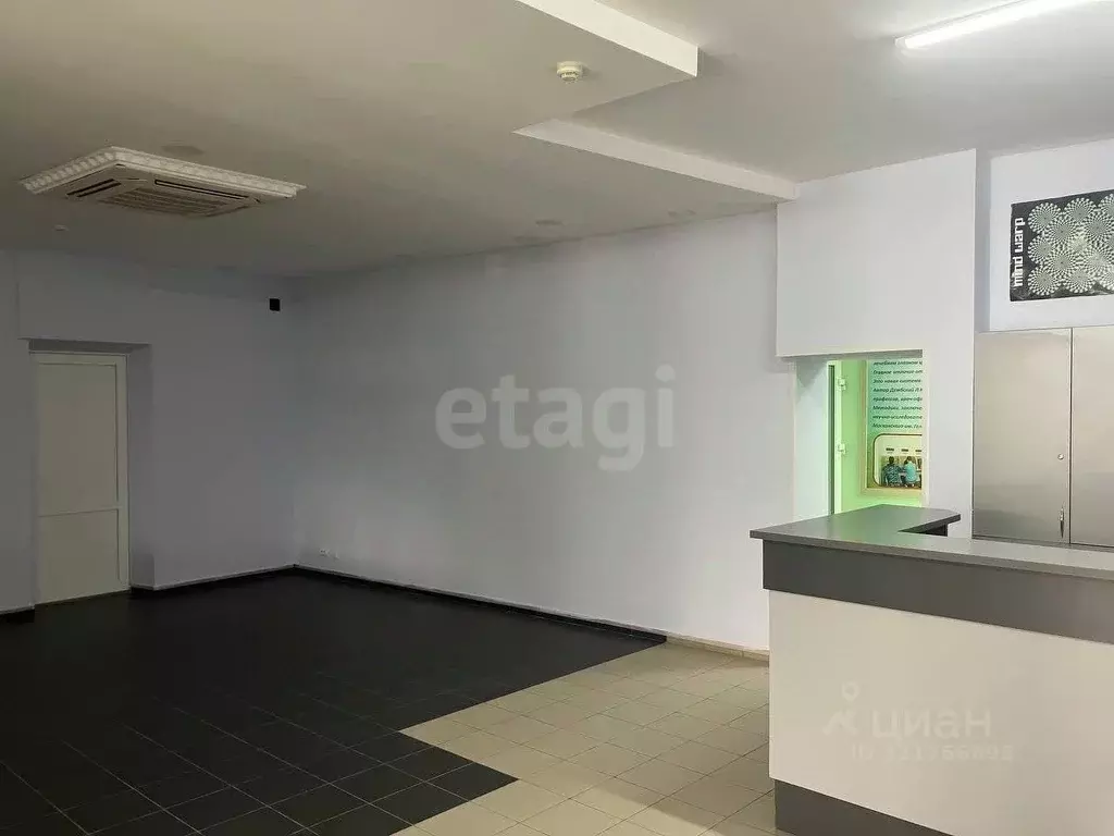 Помещение свободного назначения в Севастополь ул. Героев Бреста, 53А ... - Фото 1