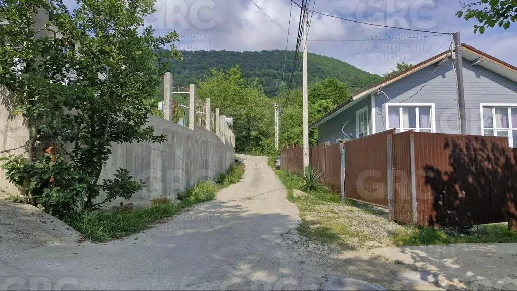 Участок в Краснодарский край, Сочи городской округ, с. Верхний Юрт ул. ... - Фото 1