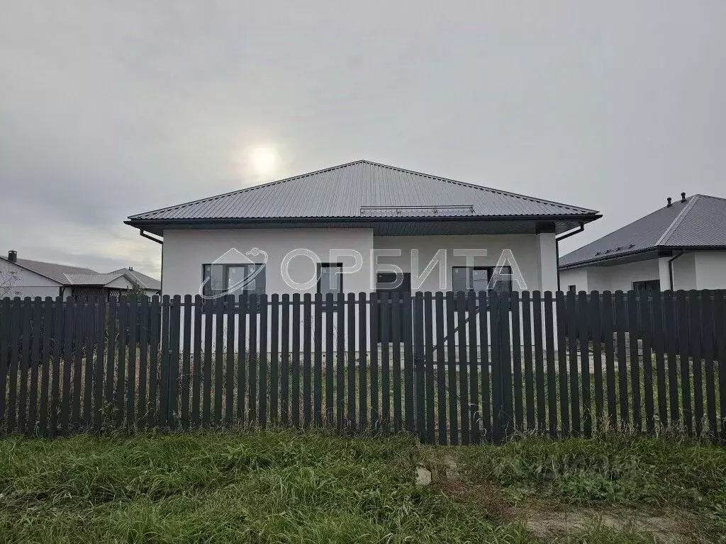 Дом в Тюменская область, Тюменский муниципальный округ, с. Гусево  ... - Фото 2