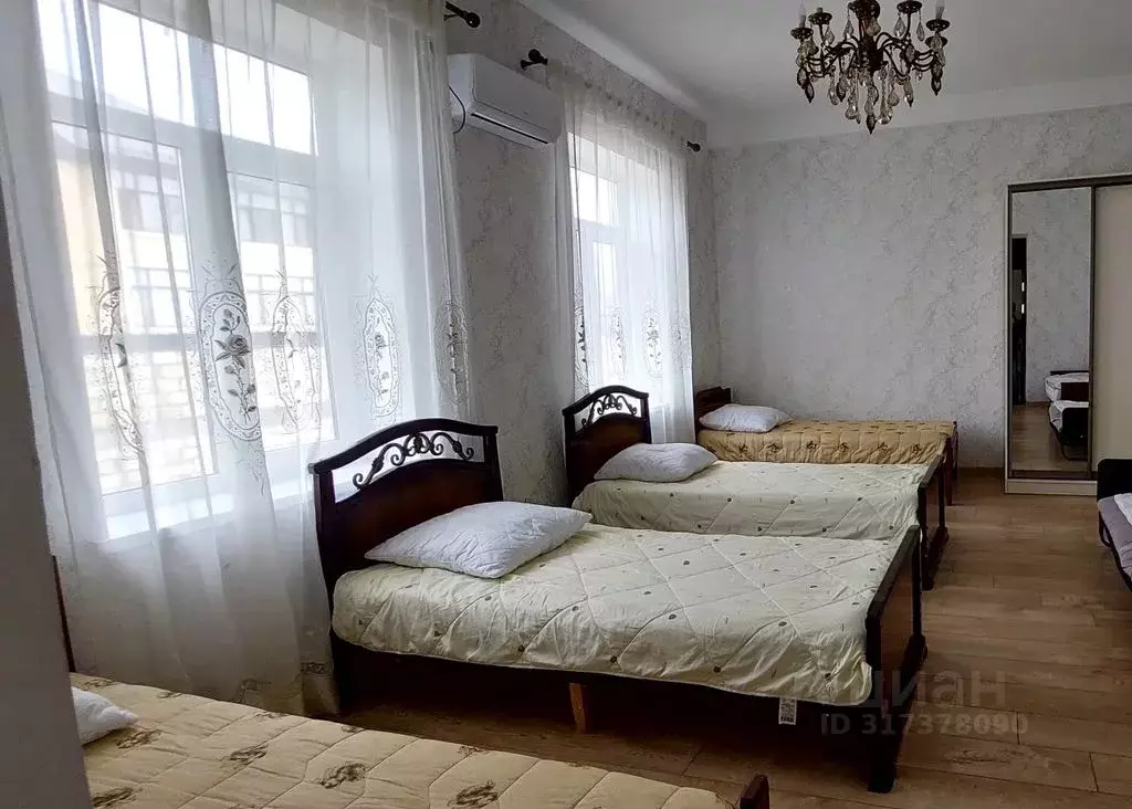 Дом в Дагестан, Дербент ул. Н. Нариманова, 88 (250 м) - Фото 0