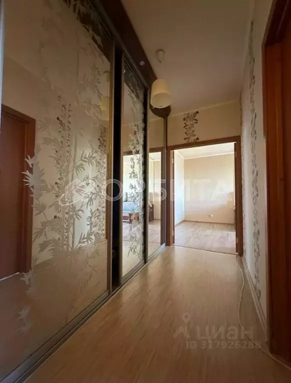 2-к кв. Тюменская область, Тюмень Харьковская ул., 27 (56.6 м) - Фото 1