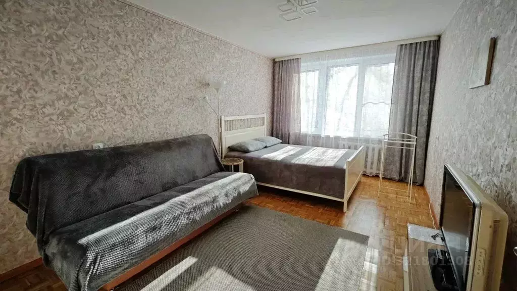 2-к кв. Ленинградская область, Тихвин 4-й мкр, 37 (44.0 м) - Фото 1