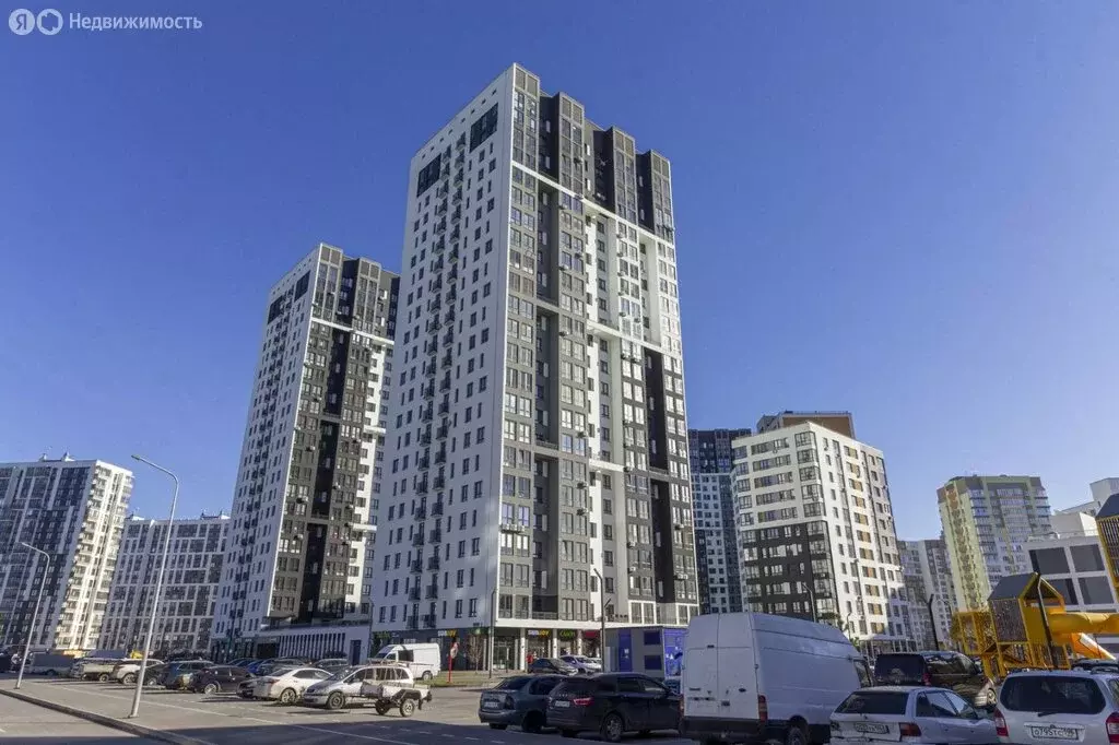 1-комнатная квартира: Тюмень, улица Фармана Салманова, 22 (40.7 м) - Фото 2