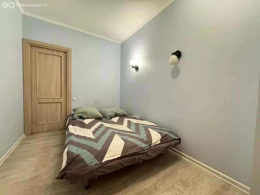 3-комнатная квартира: Ростов-на-Дону, микрорайон Северный, бульвар ... - Фото 1