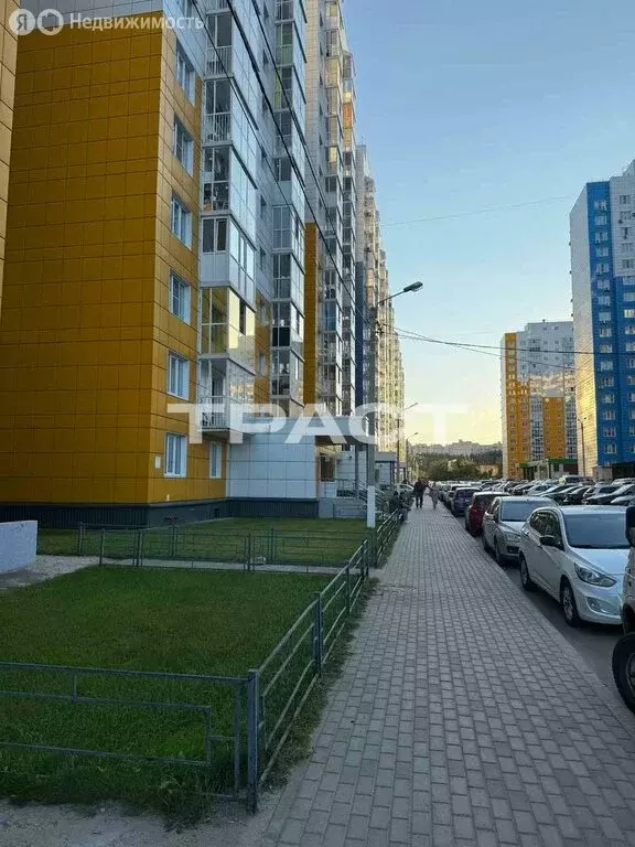 3-комнатная квартира: Воронеж, улица 45-й Стрелковой Дивизии, 259/5 ... - Фото 1