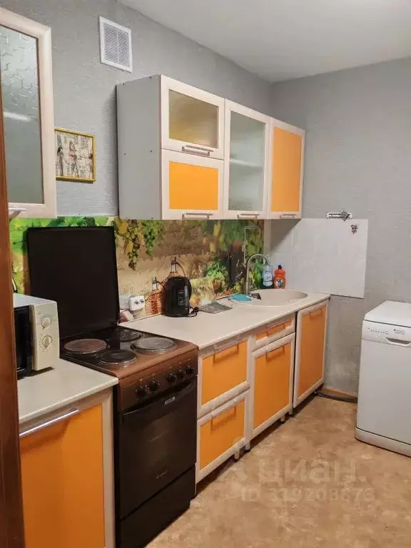 2-к кв. Красноярский край, Красноярск Лесопарковая ул., 25 (50.0 м) - Фото 0