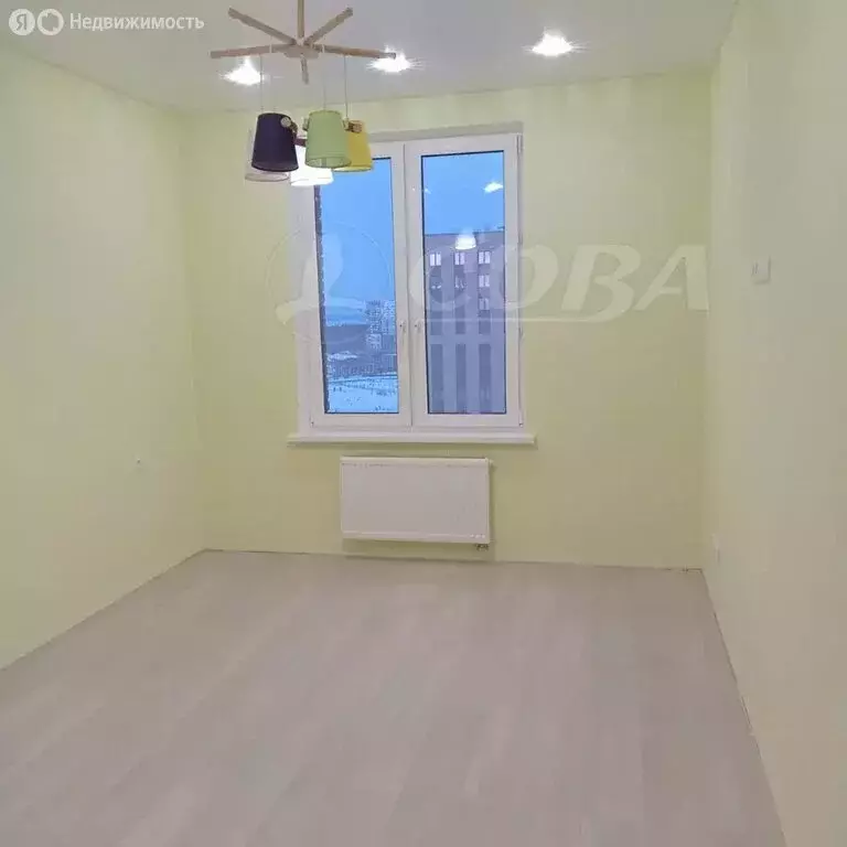 2-комнатная квартира: Тюмень, улица Фармана Салманова, 16 (60 м) - Фото 0