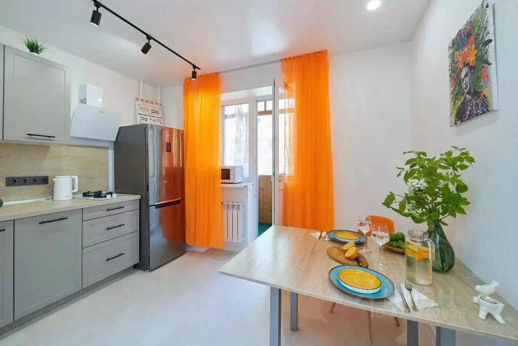 1-к кв. Псковская область, Псков Октябрьский просп., 19Б (40.0 м) - Фото 1