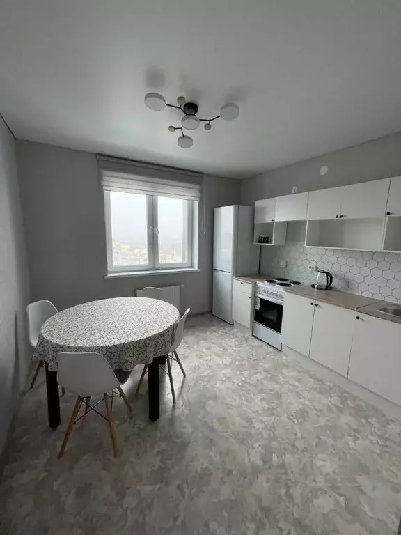 1-к кв. Татарстан, Казань ул. Белые Росы, 15 (40.0 м) - Фото 1