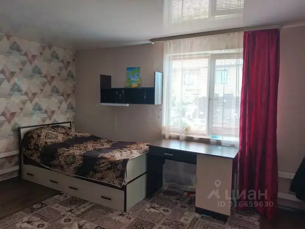 Дом в Оренбургская область, Соль-Илецк Солнечная ул., 9 (70 м) - Фото 1