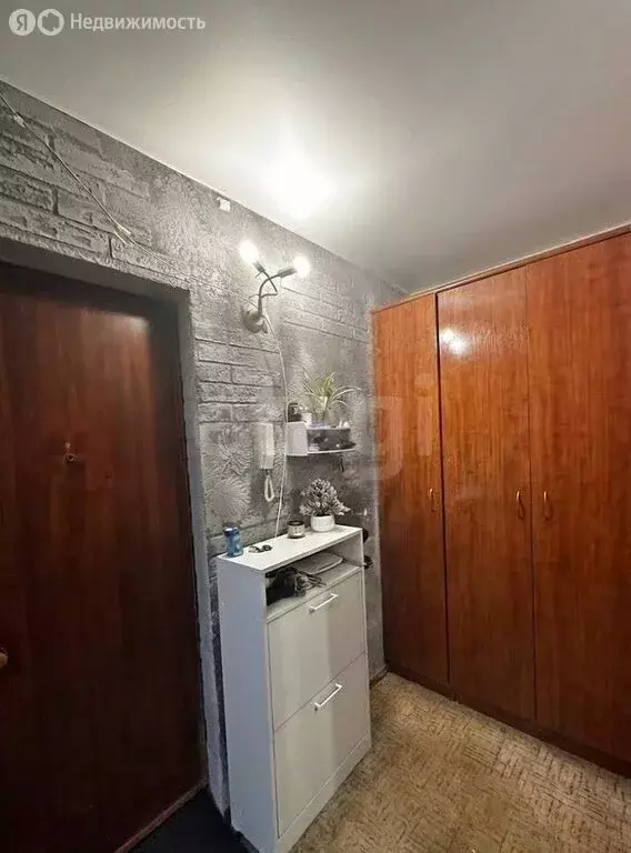 1-комнатная квартира: Волгоград, микрорайон Жилгородок, улица Гейне, ... - Фото 2