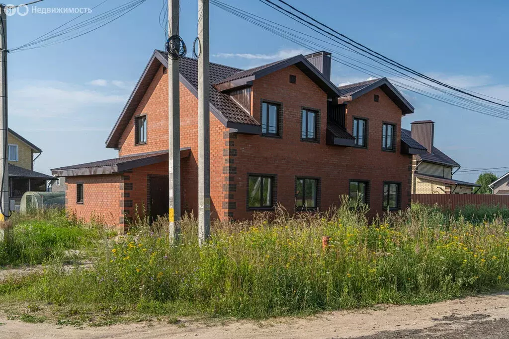 Дом в Красные Ткачи, улица Сосновый Бор, 46 (110.5 м) - Фото 1