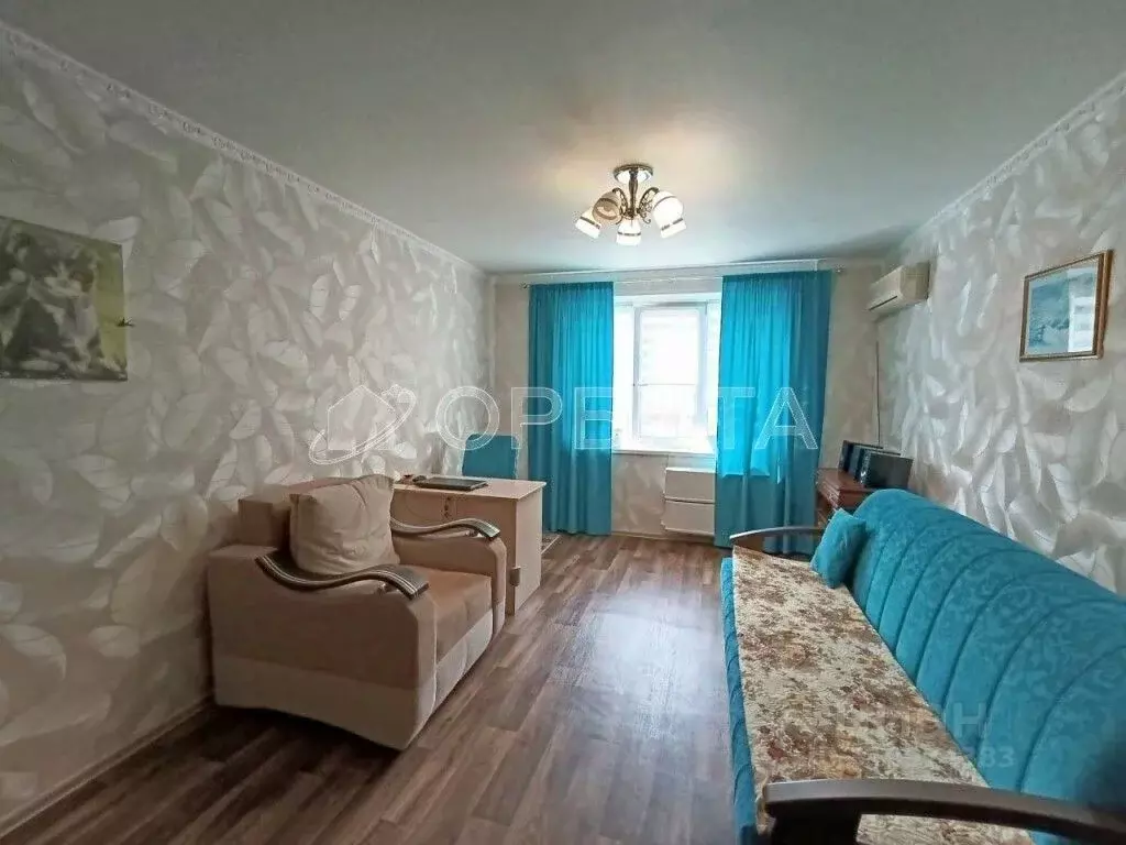 2-к кв. Тюменская область, Тюмень ул. Демьяна Бедного, 98к3 (68.4 м) - Фото 0