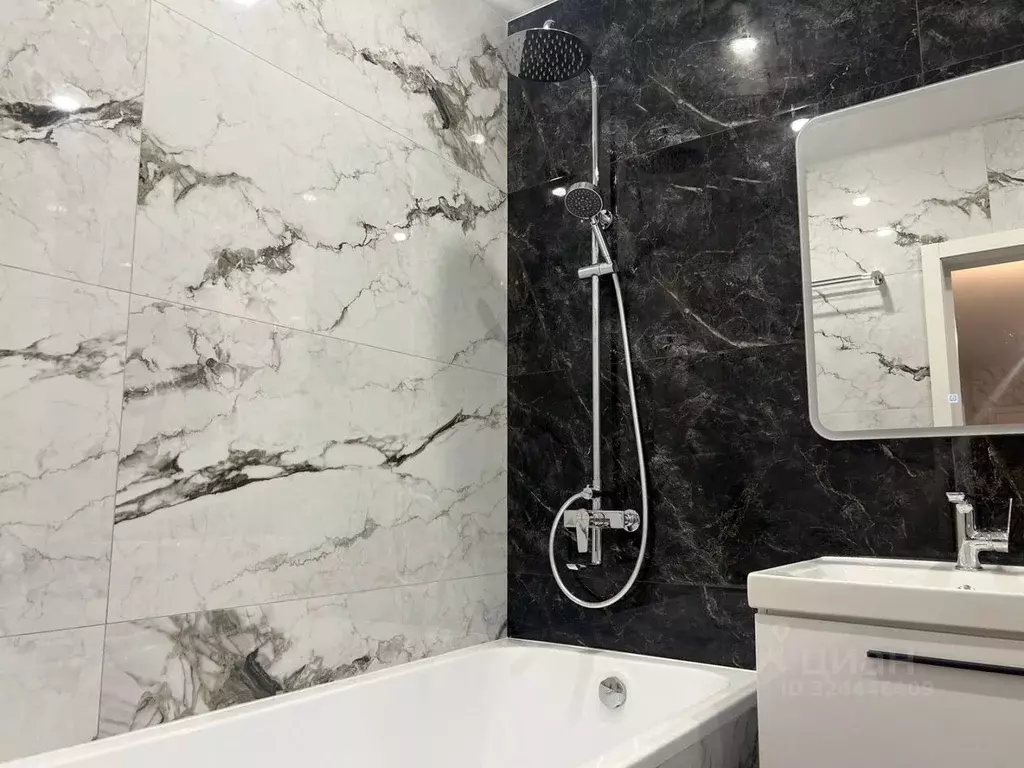 2-к кв. Северная Осетия, Владикавказ ул. Билара Кабалоева, 8 (79.9 м) - Фото 1