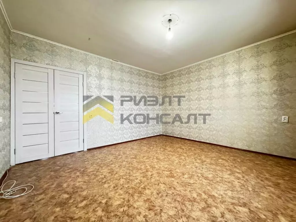 3-к кв. Омская область, Омск пос. Чкаловский, ул. Пархоменко, 23А ... - Фото 1