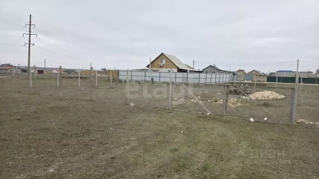 Участок в Крым, Сакский район, с. Суворовское ул. Северная, 80 (7.0 ... - Фото 1