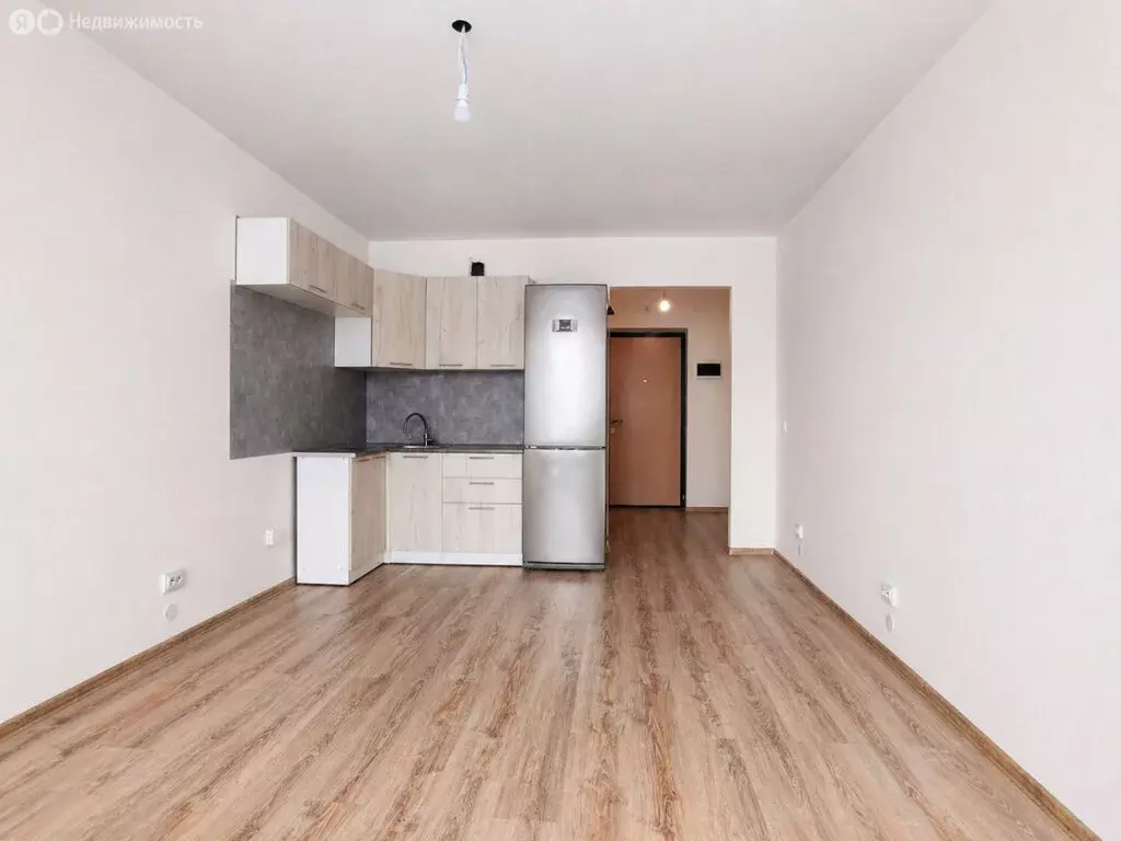 Квартира-студия: Екатеринбург, улица Спутников, 16/4 (25.6 м) - Фото 2