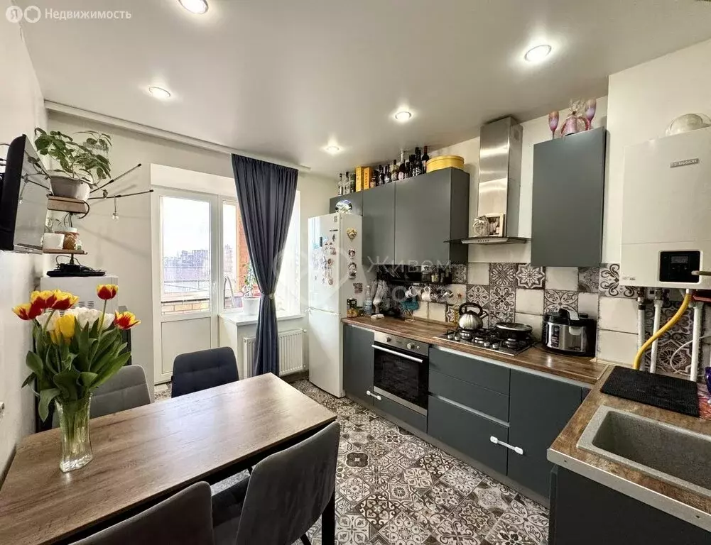 1-комнатная квартира: Волгоград, Высокая улица, 26А (38 м) - Фото 1