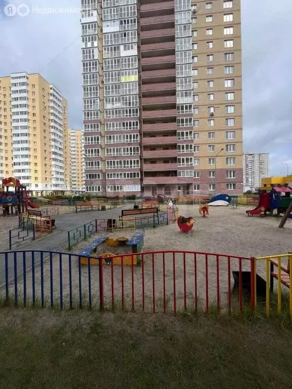 Квартира-студия: Тобольск, 15-й микрорайон, 33 (26.3 м) - Фото 2