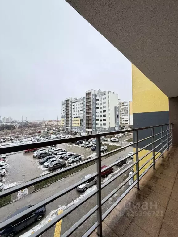 3-к кв. Крым, Симферопольский район, Молодежное пгт ул. Парковая, 2 ... - Фото 1