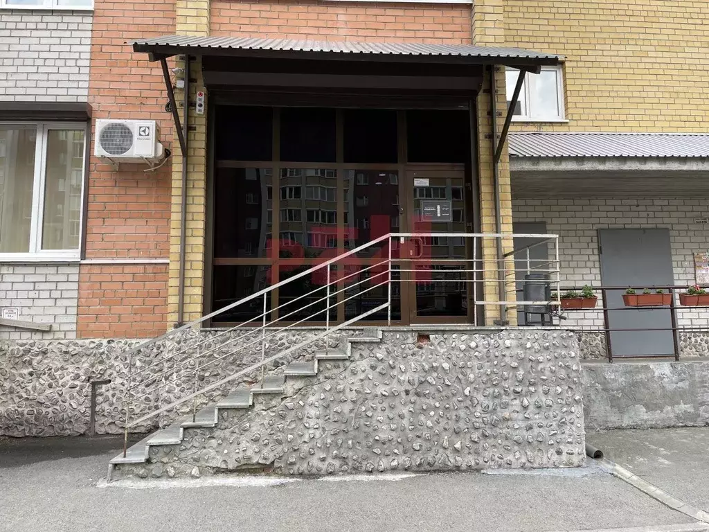 Офис в Тюменская область, Тюмень Депутатская ул., 80к2 (180 м) - Фото 1