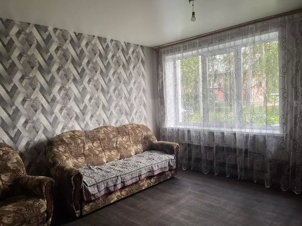 2-к. квартира, 40 м, 1/2 эт. - Фото 0