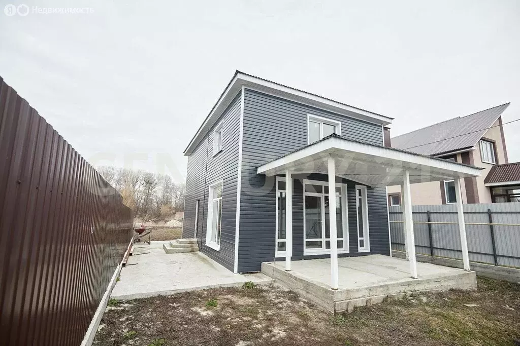 Дом в село Баратаевка, улица Гагарина, 7 (119 м) - Фото 1