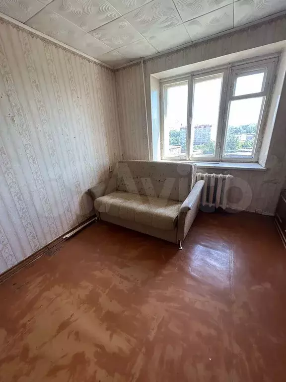 Комната 12,9 м в 8-к., 8/9 эт. - Фото 0