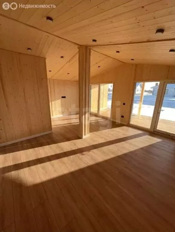 Дом в село Успенка, Кленовая улица (57 м) - Фото 1