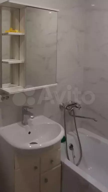 3-к. квартира, 50м, 4/5эт. - Фото 1