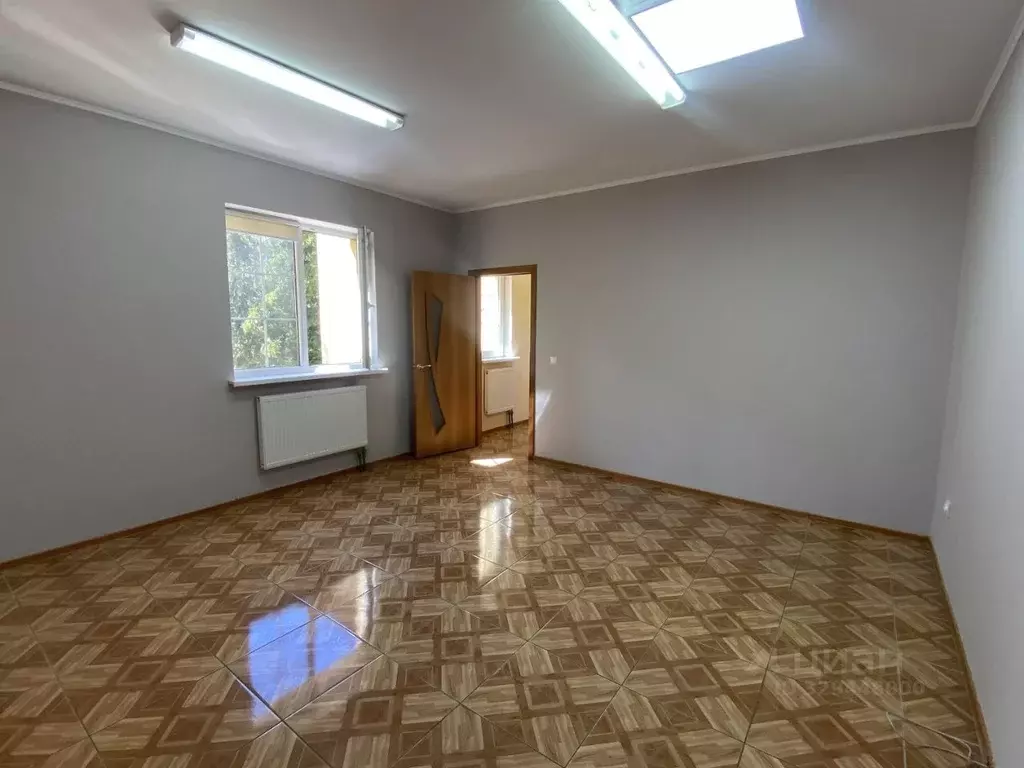 Офис в Калининградская область, Калининград ул. Чехова, 1А (44 м) - Фото 1