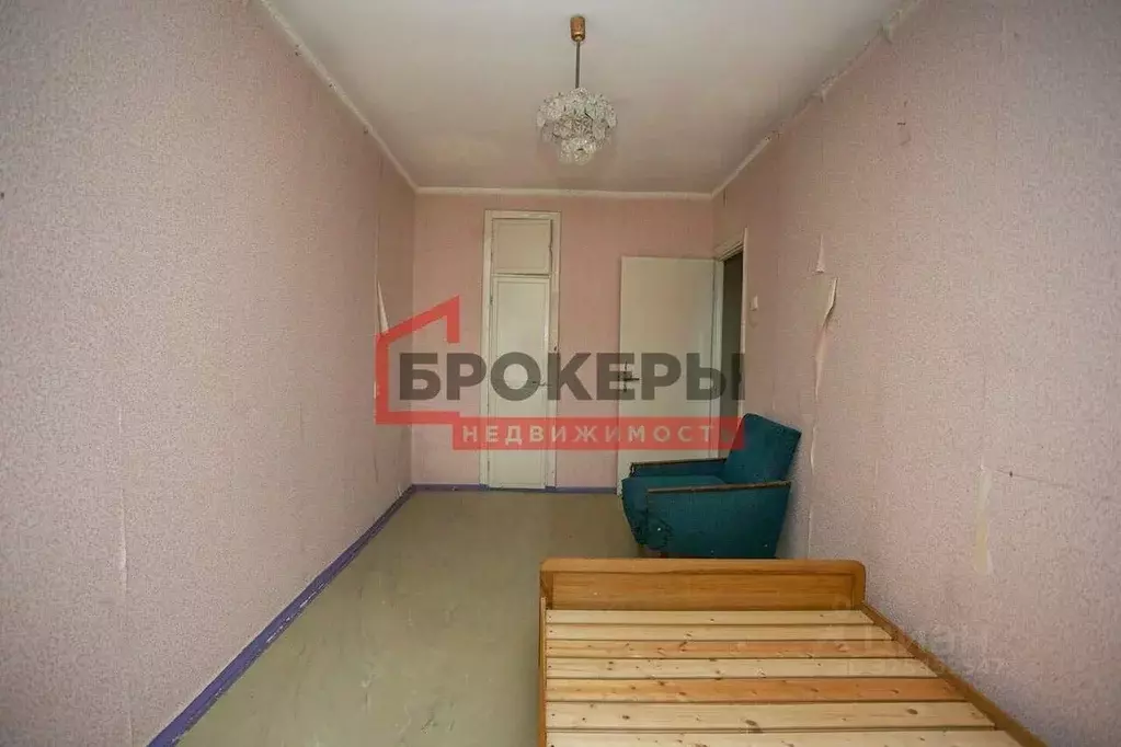 2-к кв. Севастополь просп. Октябрьской Революции, 57 (51.6 м) - Фото 2