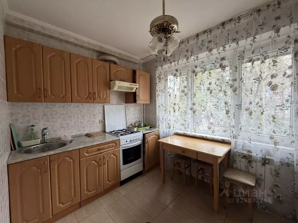 2-к кв. Краснодарский край, Сочи ул. Макаренко, 45 (50.0 м) - Фото 1